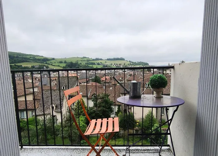 Centre-ville, Calme, Belle Vue, 2 Apartment *